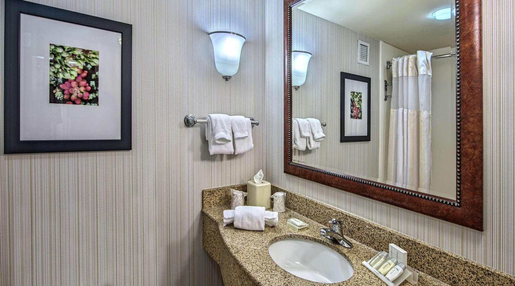 Hilton Garden Inn Huntsville/Space Center Extérieur photo